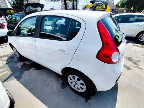 FIAT-PALIO-1.0 MPI ATTRACTIVE 8V FLEX 4P MANUAL FIAT-PALIO-2015