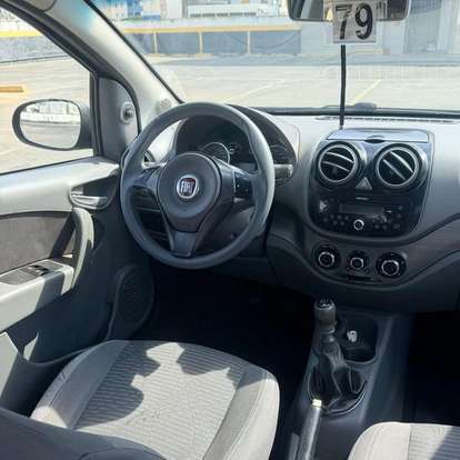 FIAT-PALIO-2015