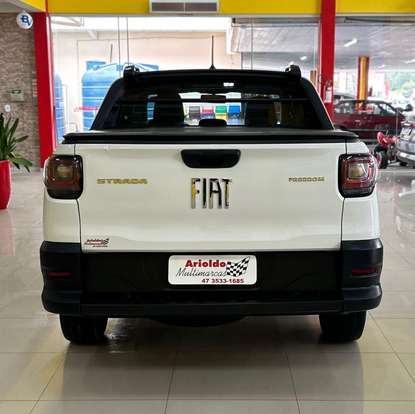 FIAT-STRADA-2024