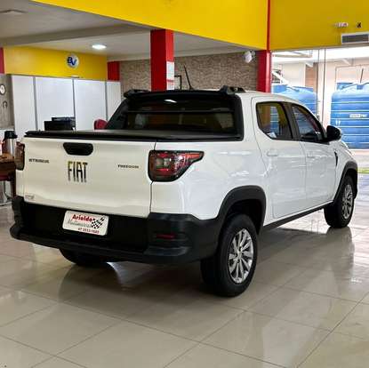 FIAT-STRADA-2024