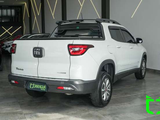 FIAT-TORO-1.8 16V EVO FLEX FREEDOM AT6 FIAT-TORO-2018