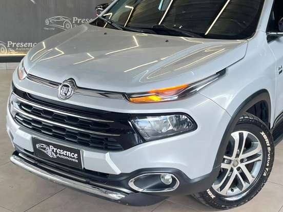 FIAT-TORO-2016
