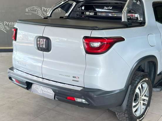 FIAT-TORO-2.0 16V TURBO DIESEL VOLCANO 4WD AT9 FIAT-TORO-2016