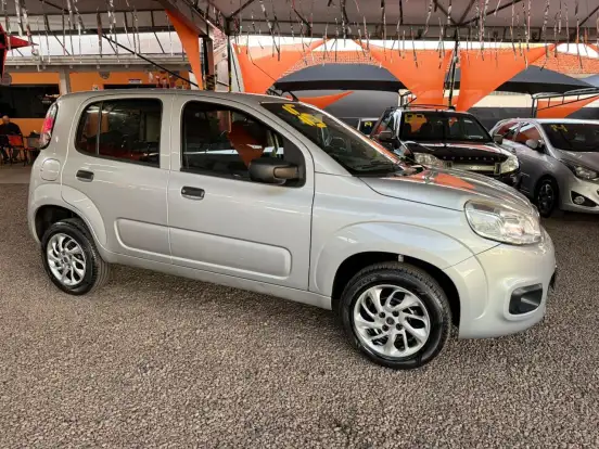 FIAT-UNO-2015