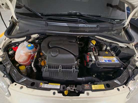 FIAT-500-2012