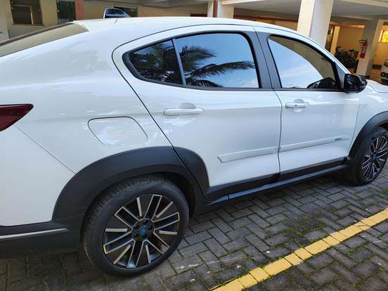 FIAT-FASTBACK-1.0 TURBO 200 HYBRID AUDACE CVT FIAT-FASTBACK-2025