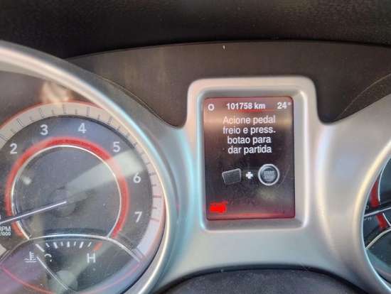 FIAT-FREEMONT-2.4 PRECISION 16V GASOLINA 4P AUTOMÁTICO FIAT-FREEMONT-2013