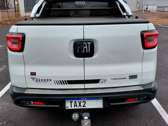 FIAT-TORO-1.3 TURBO 270 FLEX FREEDOM AT6 FIAT-TORO-2024