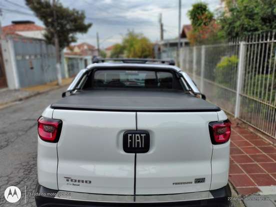 FIAT-TORO-2021