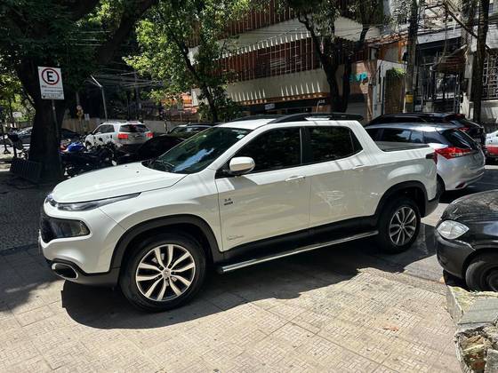 FIAT TORO 2.4 16V MULTIAIR FLEX FREEDOM AT9