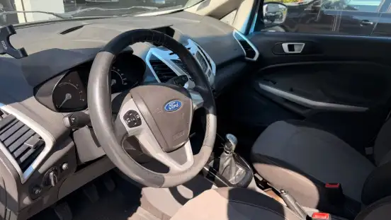 FORD-ECOSPORT-2012