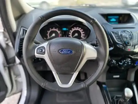 FORD-ECOSPORT-2015