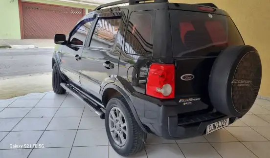 FORD-ECOSPORT-2011