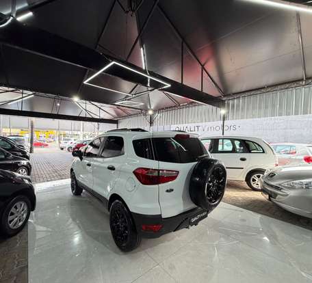 FORD-ECOSPORT-2015