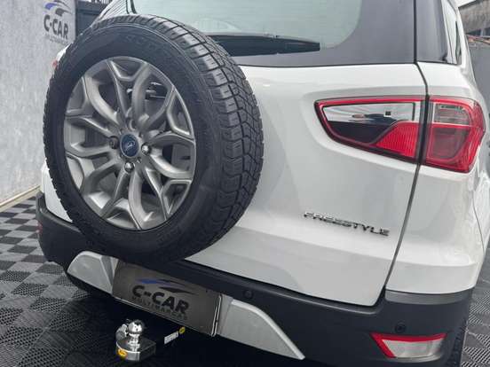 FORD-ECOSPORT-2013