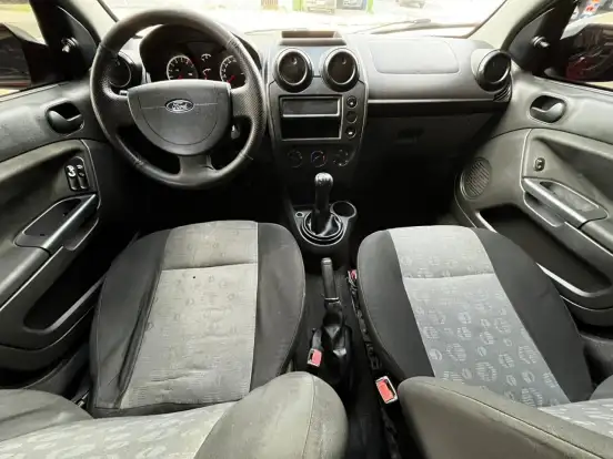 FORD-FIESTA-2013