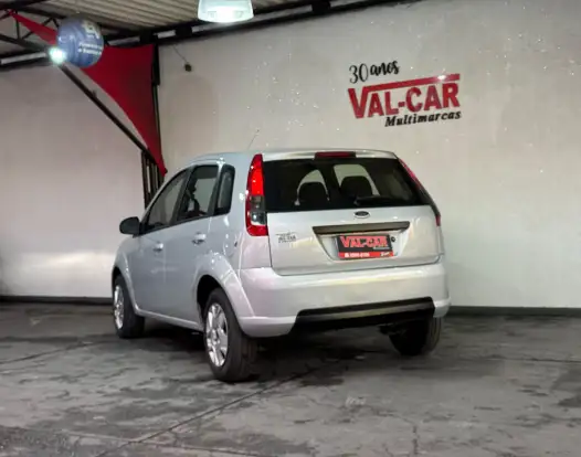 FORD-FIESTA-2013
