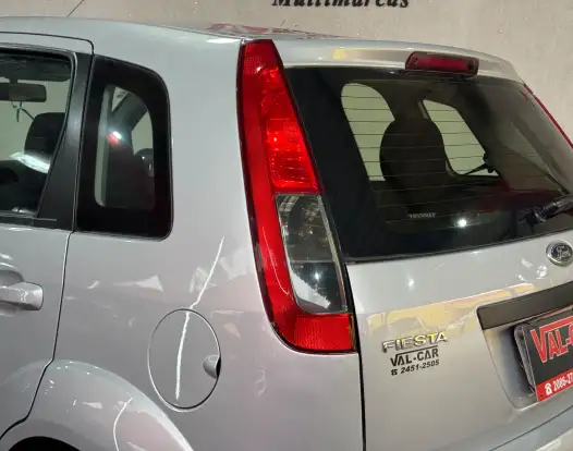 FORD-FIESTA-2013