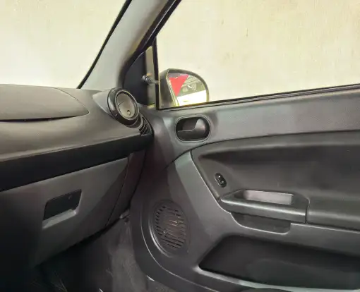 FORD-FIESTA-2013