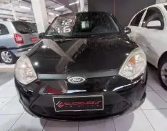 FORD FIESTA 1.6 MPI HATCH 8V FLEX 4P MANUAL FORD FIESTA 1.6 MPI HATCH 8V FLEX 4P MANUAL