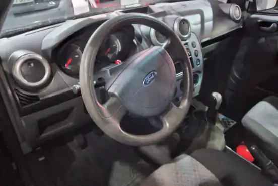 FORD-FIESTA-2011