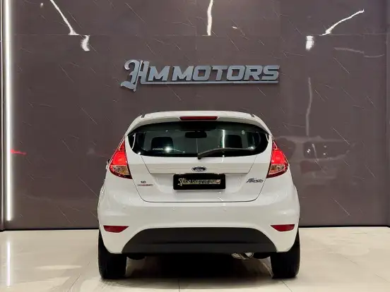 FORD-FIESTA-2015