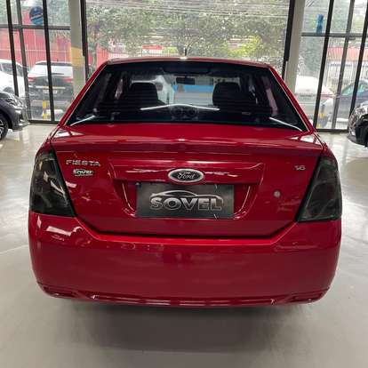 FORD-FIESTA-2013