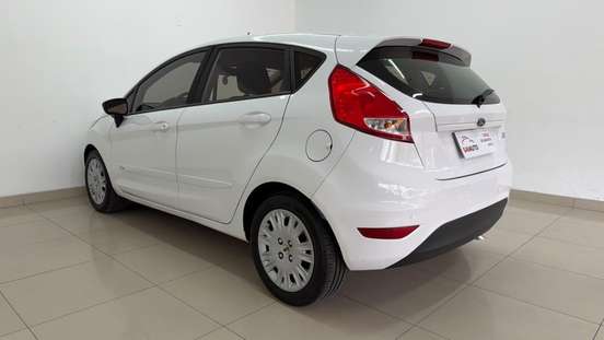 FORD-FIESTA-2014