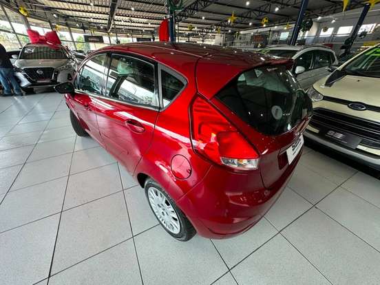 FORD-FIESTA-2016