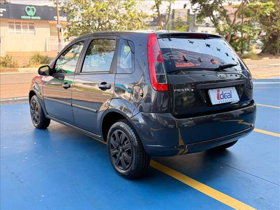 FORD-FIESTA-2011