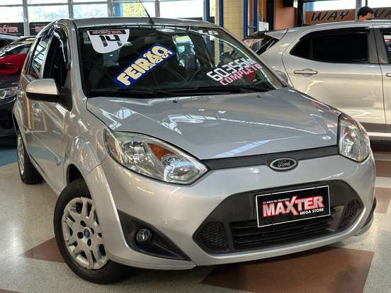 FORD-FIESTA-2014