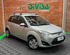 FORD FIESTA 1.6 ROCAM SE 8V FLEX 4P MANUAL FORD FIESTA 1.6 ROCAM SE 8V FLEX 4P MANUAL