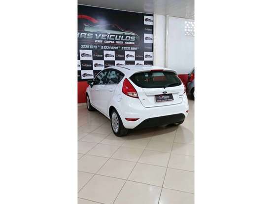 FORD-FIESTA-2016