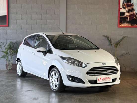 FORD-FIESTA-2016