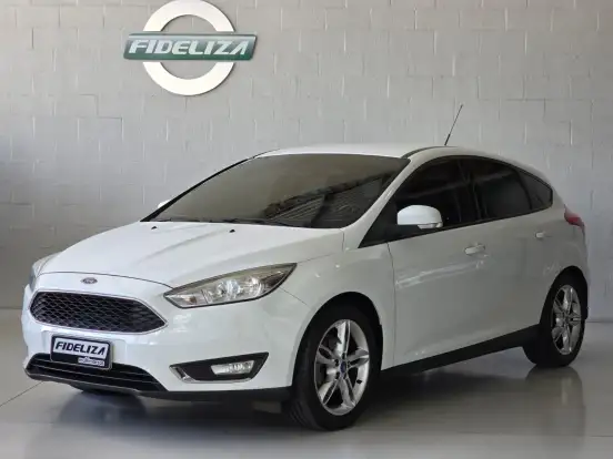 FORD-FOCUS-2016