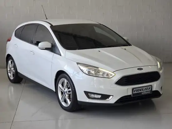 FORD-FOCUS-2016