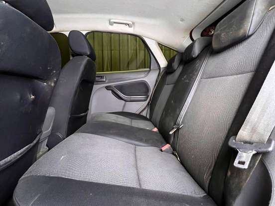 FORD-FOCUS-1.6 GLX 16V FLEX 4P MANUAL FORD-FOCUS-2010