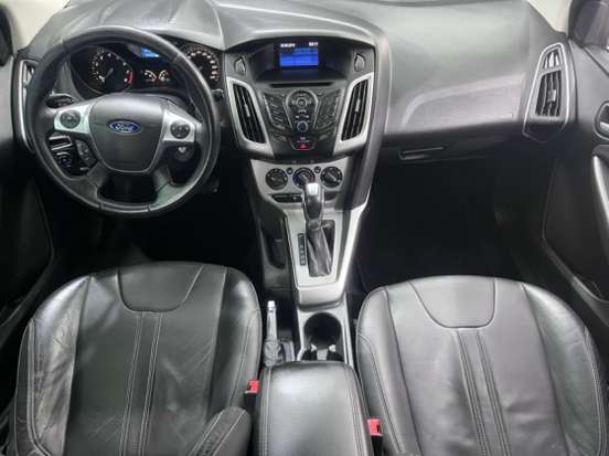 FORD-FOCUS-2014
