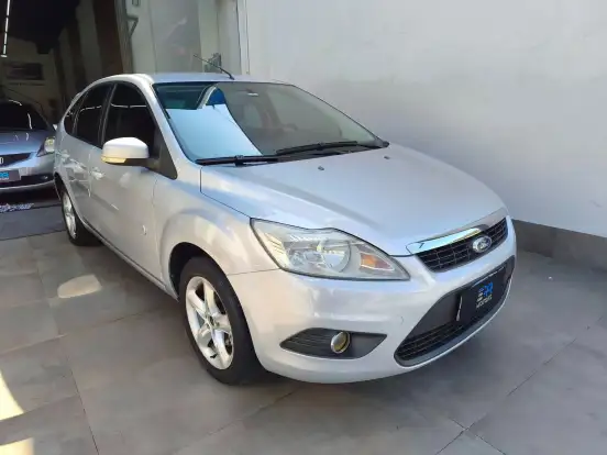 FORD-FOCUS-2.0 16V FLEX 4P AUTOMÁTICO FORD-FOCUS-2010