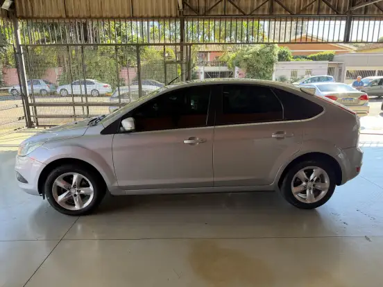 FORD-FOCUS-2.0 GLX 16V FLEX 4P MANUAL FORD-FOCUS-2010
