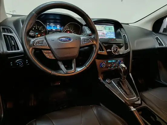 FORD-FOCUS-2016
