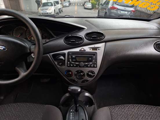 FORD-FOCUS-2.0 GLX 16V GASOLINA 4P AUTOMÁTICO FORD-FOCUS-2008