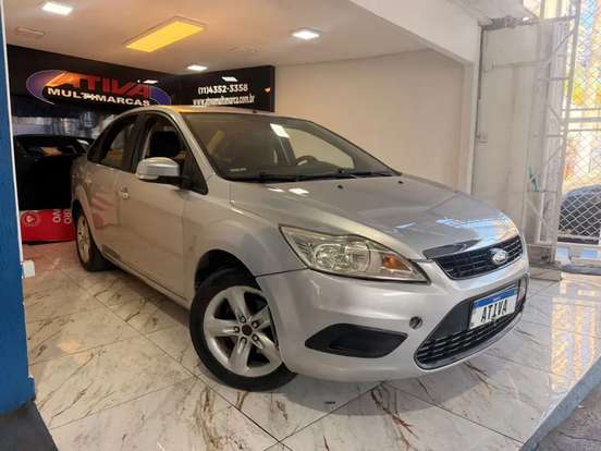 FORD-FOCUS-2008