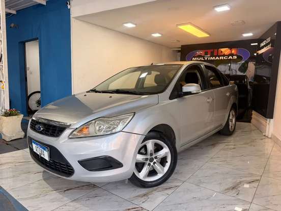 FORD-FOCUS-2008