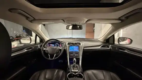 FORD-FUSION-2015