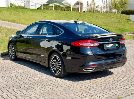 FORD-FUSION-2017