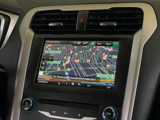 FORD-FUSION-2014