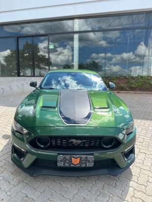 FORD-MUSTANG-2022