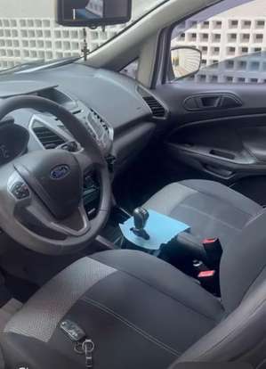 FORD-ECOSPORT-2013
