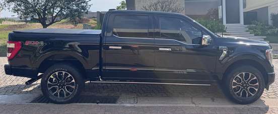 FORD-F-150-2023